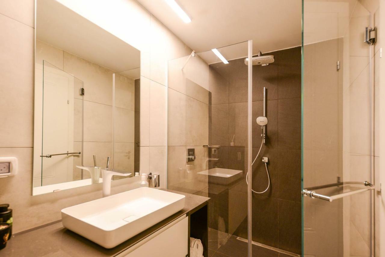 Luxury Suites By Notaly Ariel Хайфа Екстериор снимка