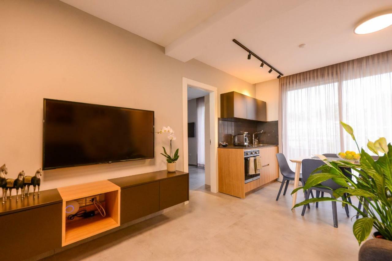 Luxury Suites By Notaly Ariel Хайфа Екстериор снимка