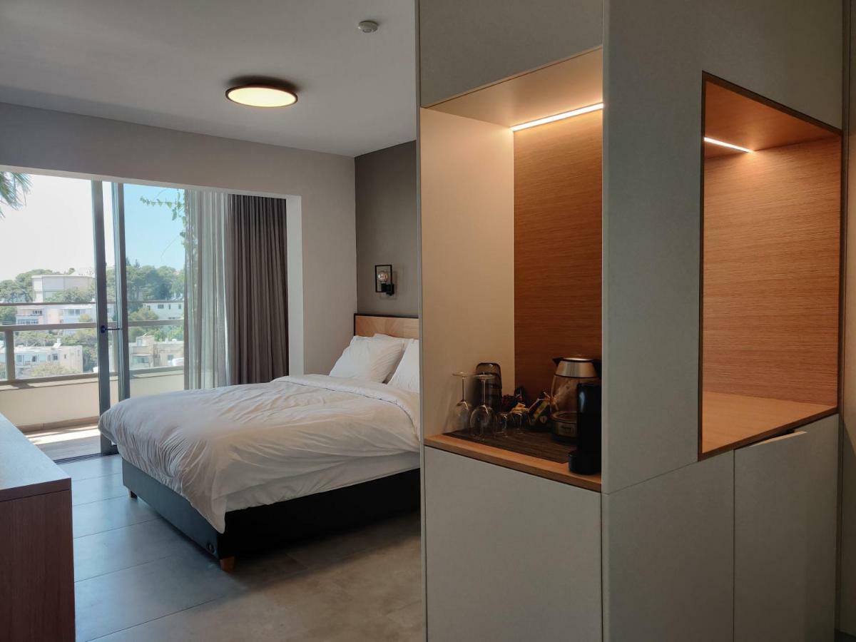 Luxury Suites By Notaly Ariel Хайфа Екстериор снимка